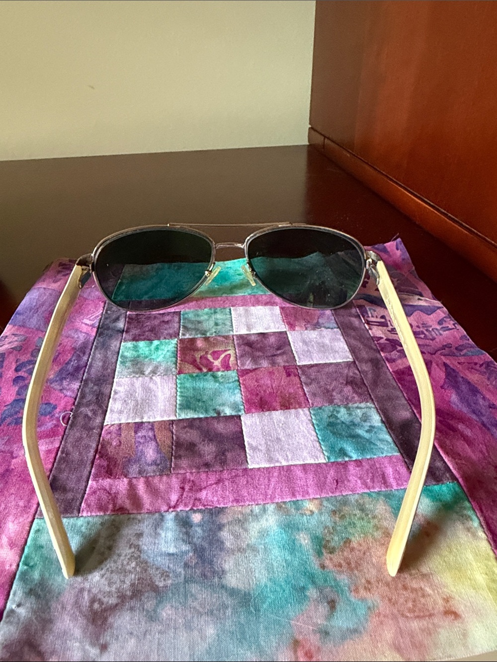 Vera Bradley prescription sunglasses, excellent condition, case included - Picture 11 of 12